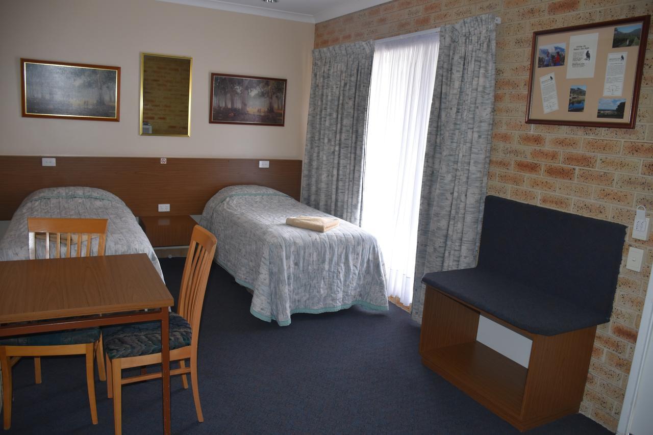 Mount Barker Valley Views Motel & Chalets, Western Australia Eksteriør billede