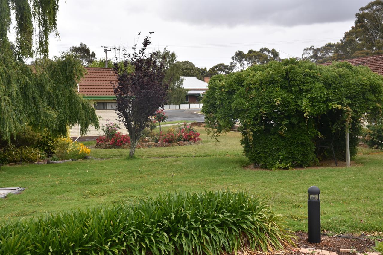Mount Barker Valley Views Motel & Chalets, Western Australia Eksteriør billede