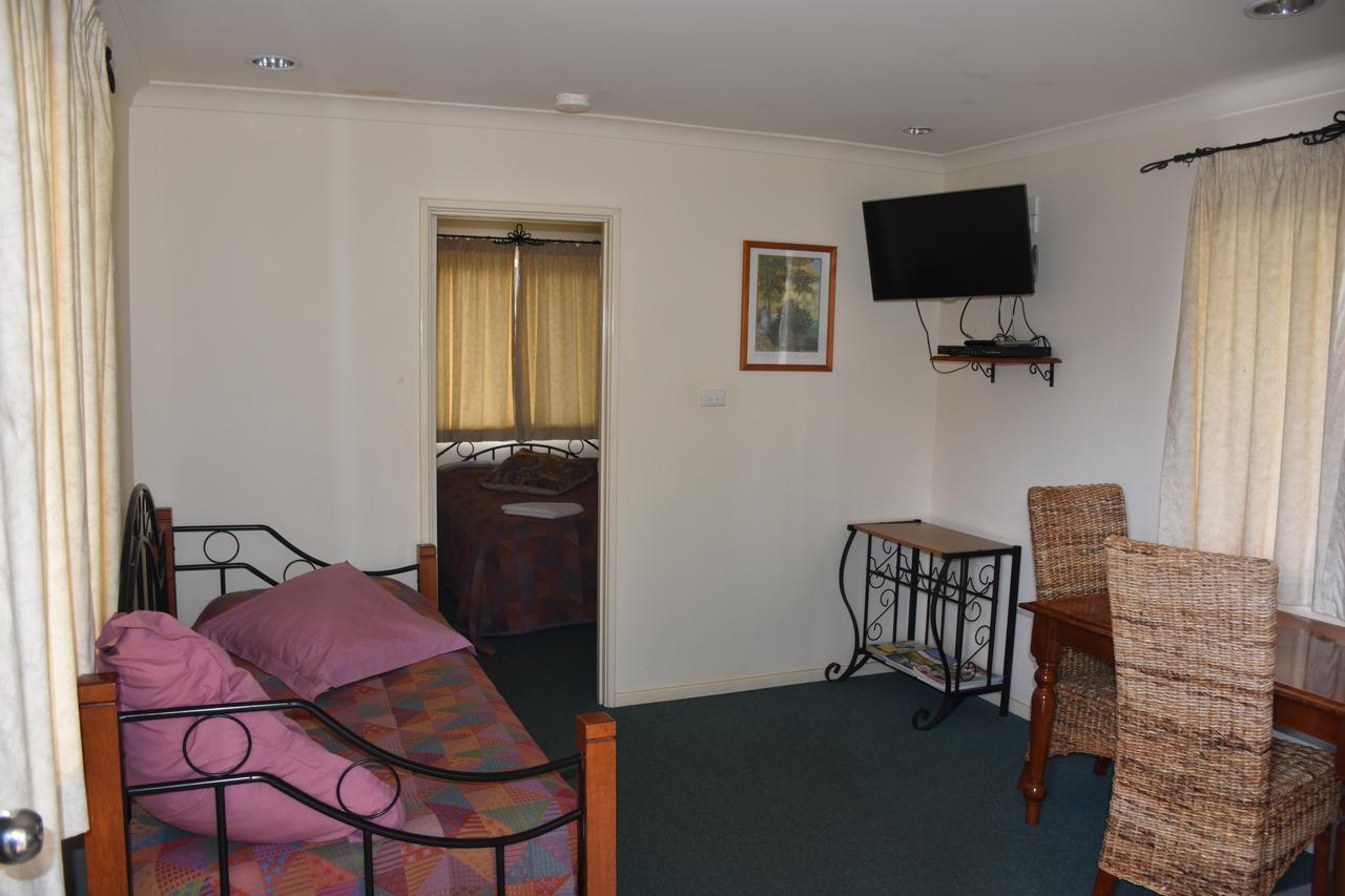 Mount Barker Valley Views Motel & Chalets, Western Australia Eksteriør billede