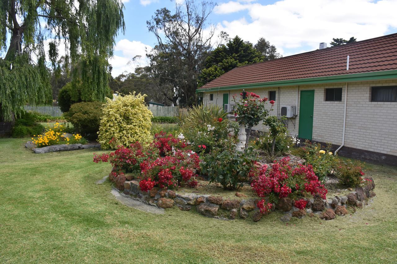 Mount Barker Valley Views Motel & Chalets, Western Australia Eksteriør billede